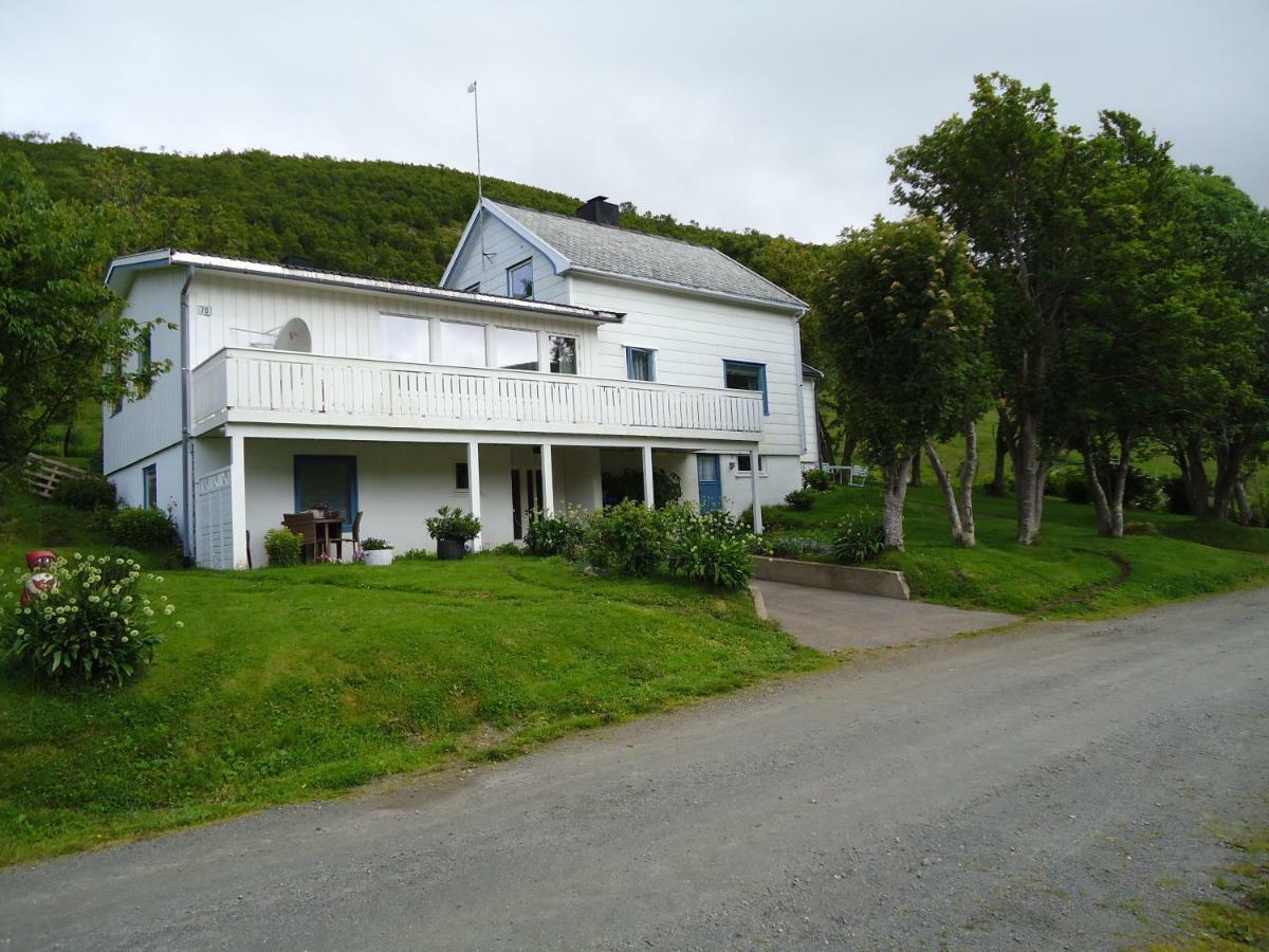 Peaceful Farm Apartamento Bostad Exterior foto